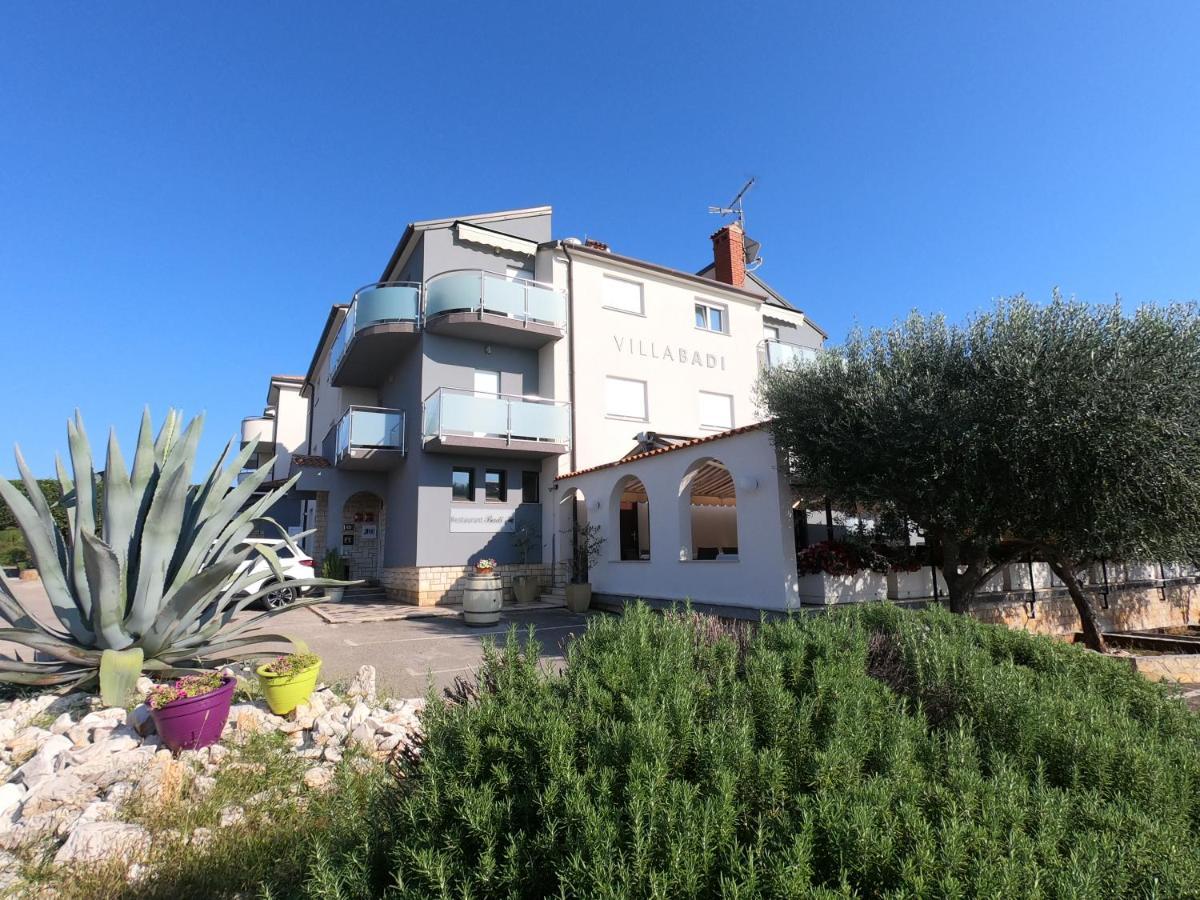 Villa Badi Lovrečica Eksteriør billede