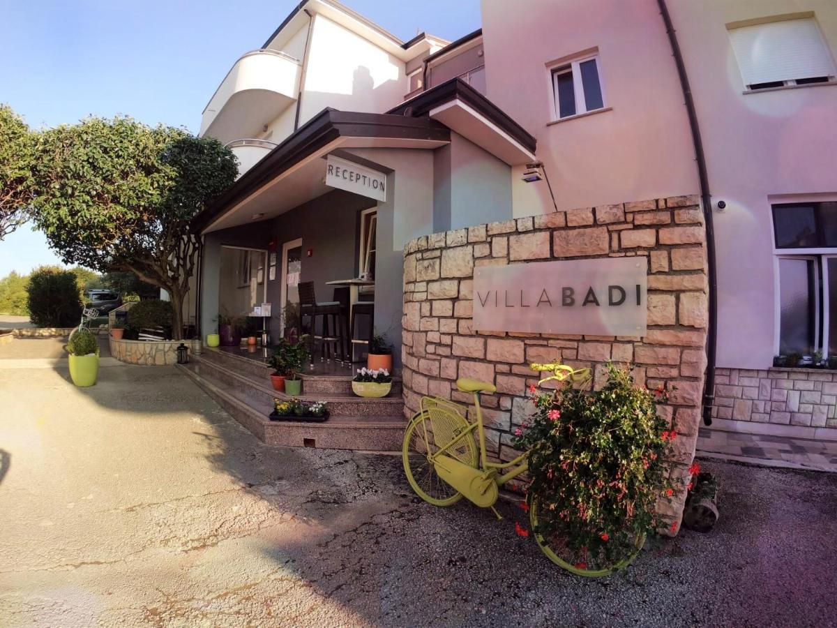 Villa Badi Lovrečica Eksteriør billede