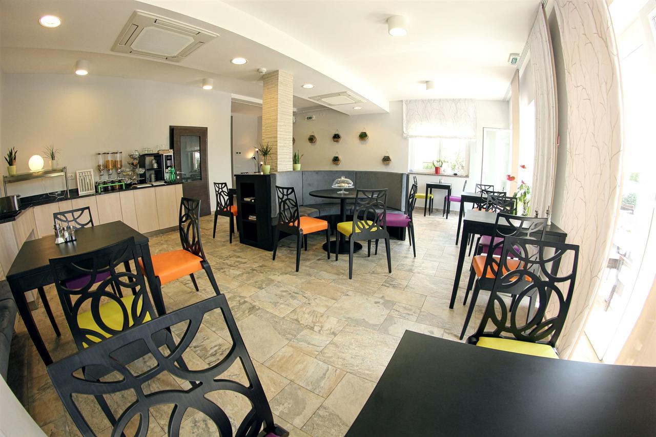 Villa Badi Lovrečica Eksteriør billede